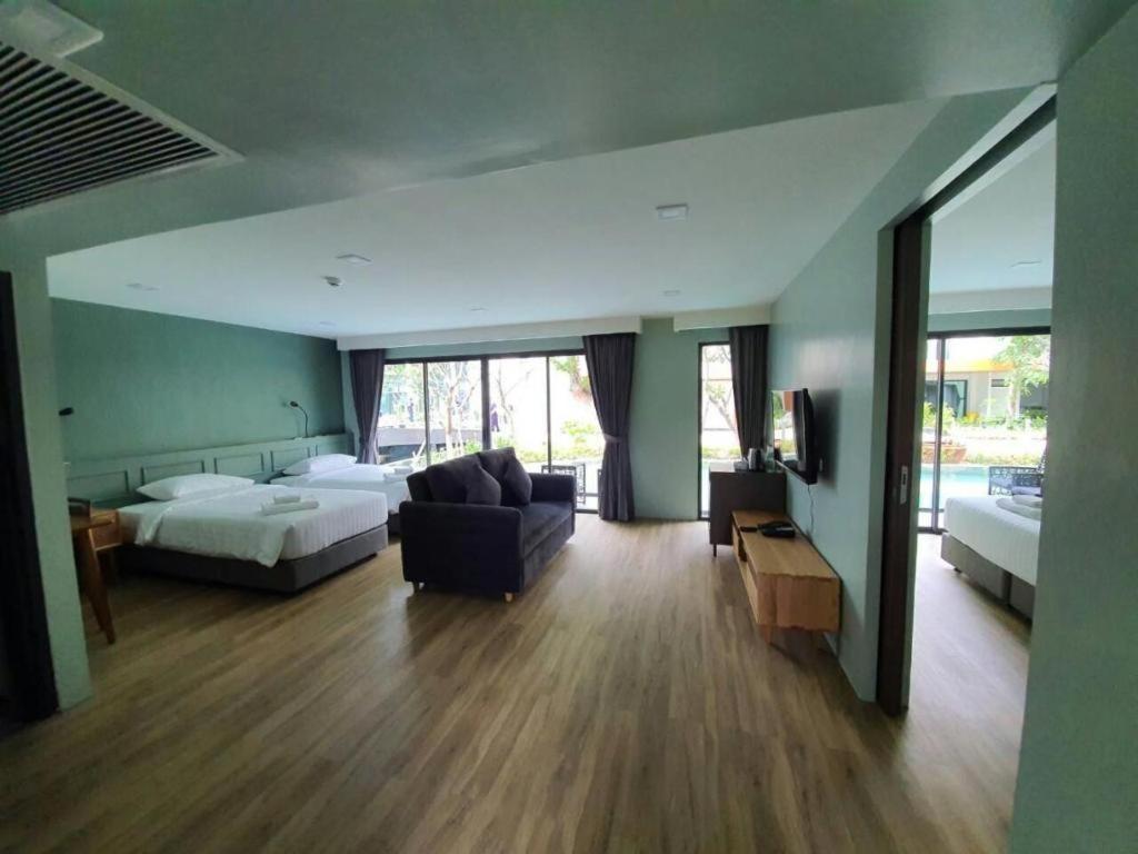 Eco Cozy Beachfront Resort Chaam Hua Hin Extérieur photo