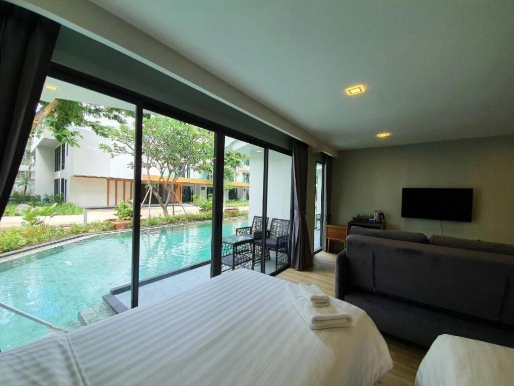Eco Cozy Beachfront Resort Chaam Hua Hin Extérieur photo