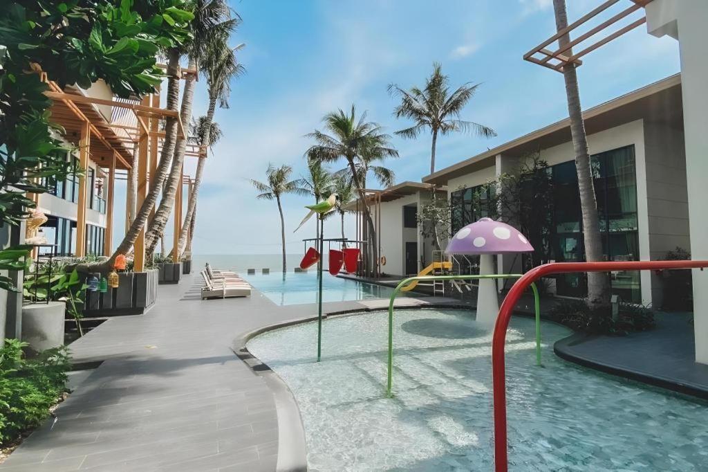 Eco Cozy Beachfront Resort Chaam Hua Hin Extérieur photo