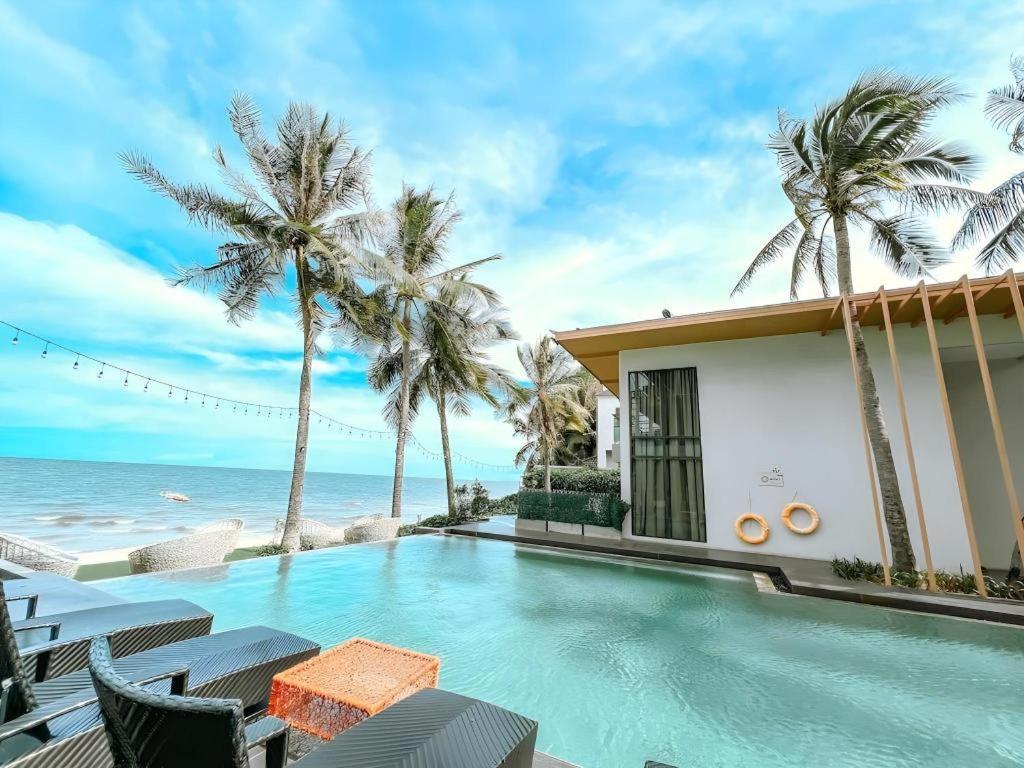 Eco Cozy Beachfront Resort Chaam Hua Hin Extérieur photo